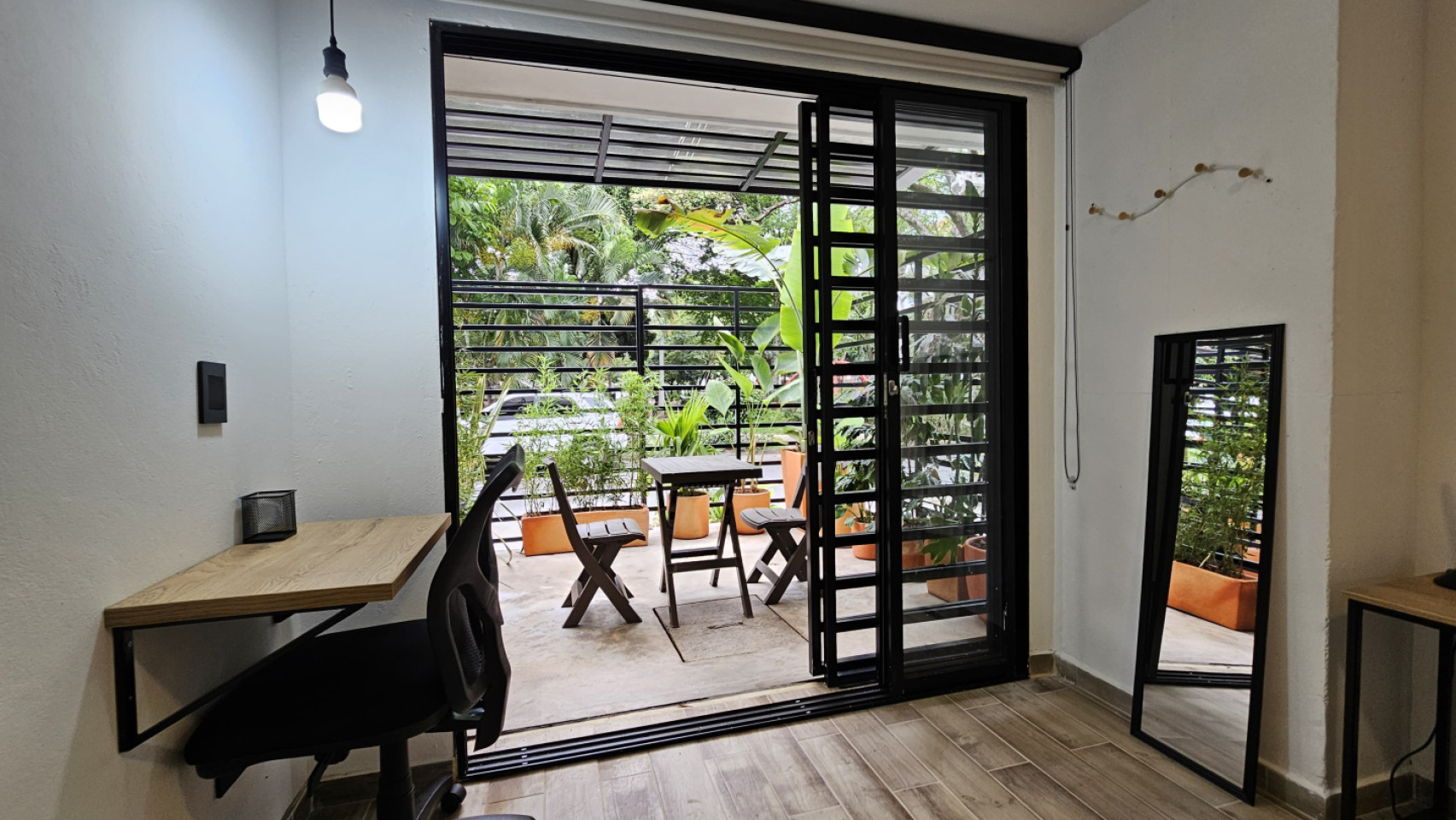 Premium Studio With Patio, Bathroom And Kitchen - 31