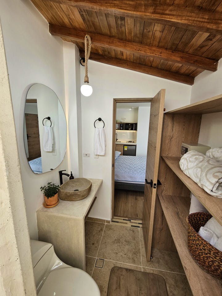 Premium Studio With Patio, Bathroom And Kitchen - 10