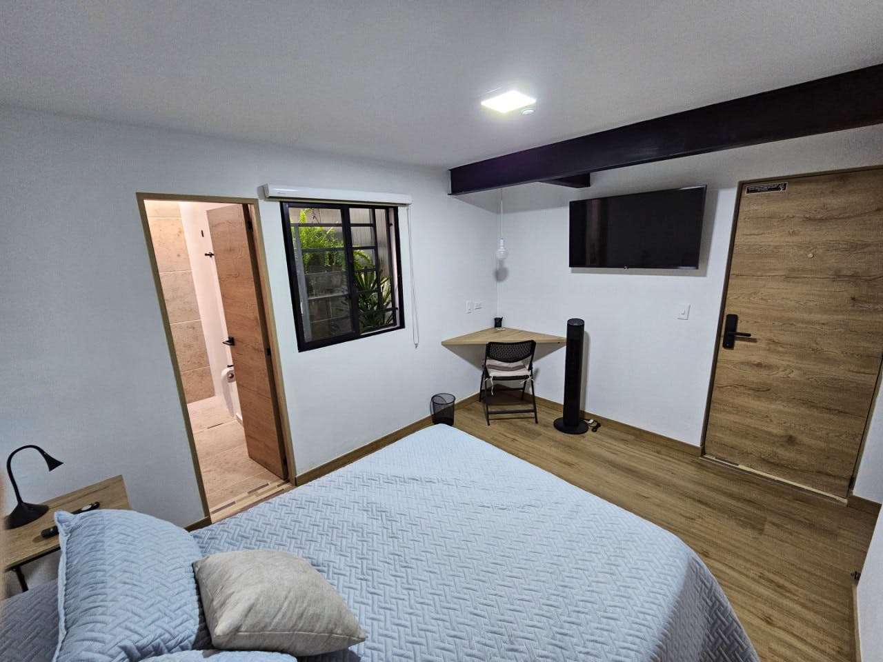 Medium Size Studio (Plus) W/Bathroom And Kitchen - 2