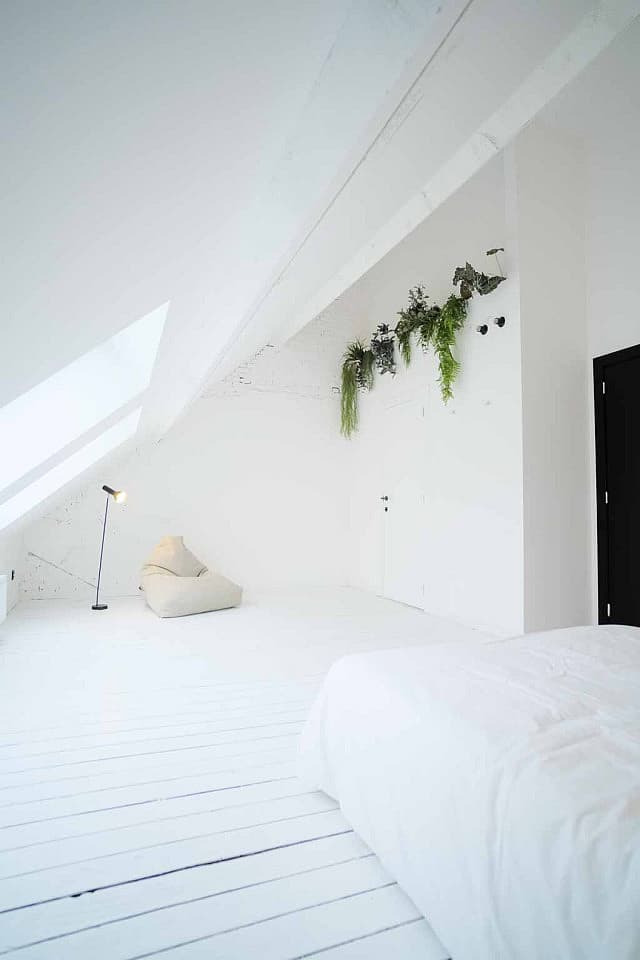 Suite - 73