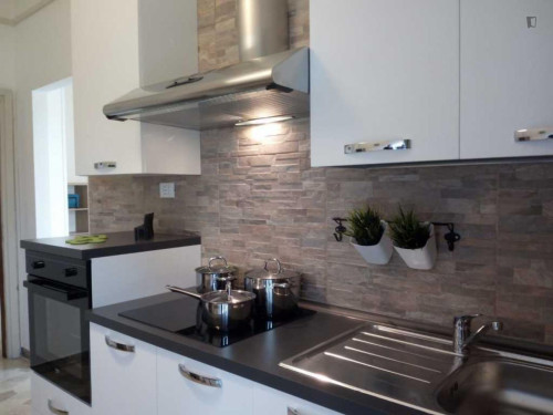 Excellent double bedroom near the San Faustino metro - Gallery - 12