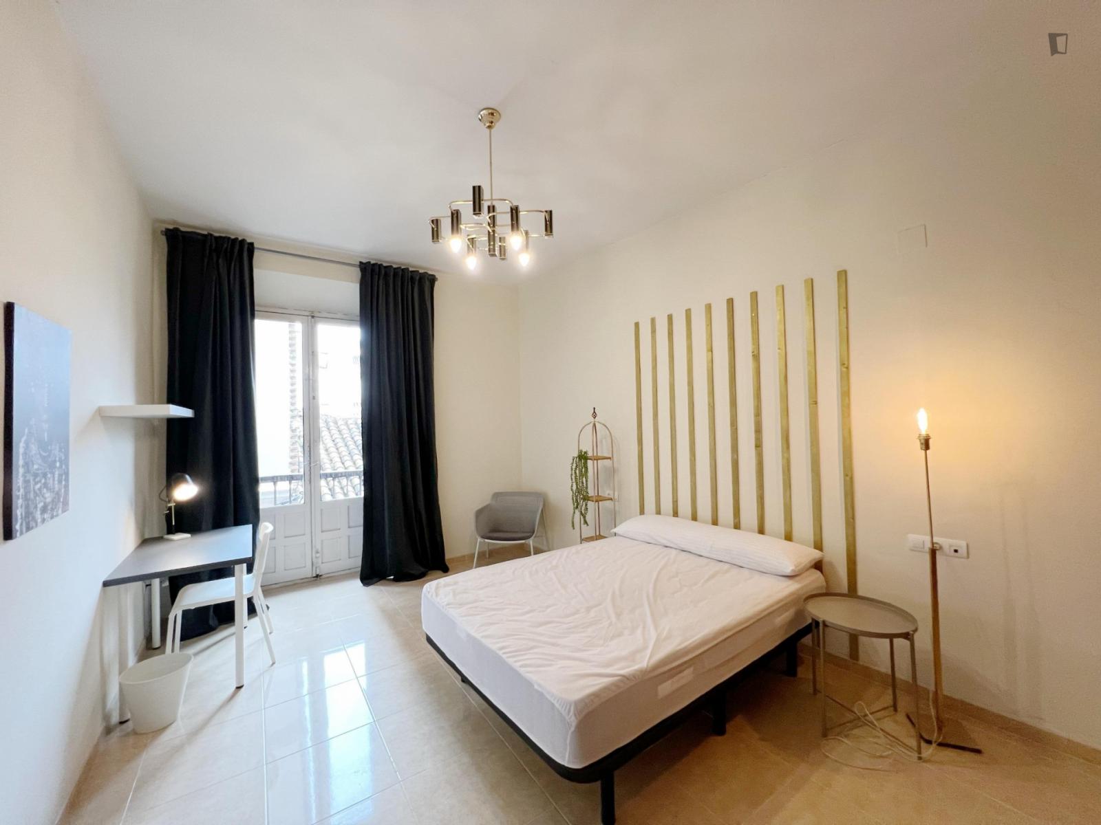  Bright Double Bedroom With Balcony Close To University Of Granada  -  Bright double bedroom with balcony close to University of Granada  - Gallery -  1