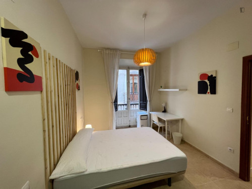 Comfortable double bedroom close to Granada city center