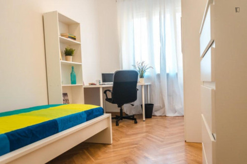 Neat single bedroom near Savoia square