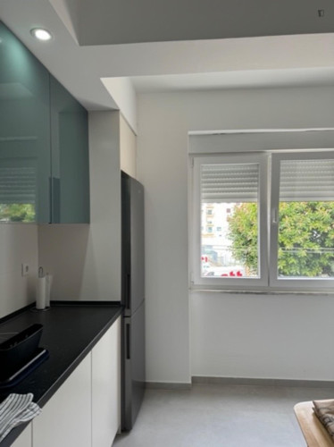 Charming double bedroom in Montijo