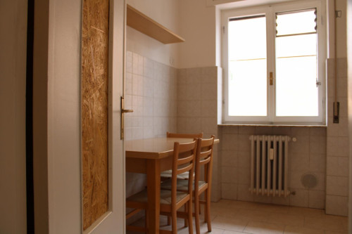 Comfy single bedroom in Santa Lucia  - Gallery -  5