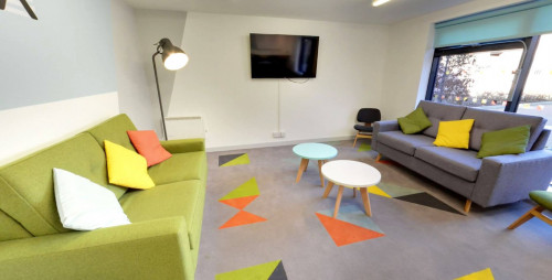 إيلفيت استوديوز