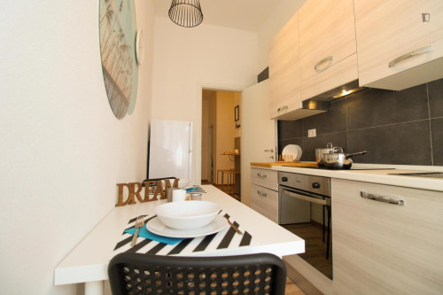 Lovely double bedroom in Sant'Eustacchio