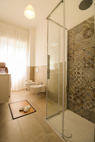 Lovely double bedroom in Sant'Eustacchio - Gallery - 7