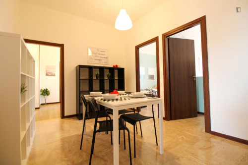 Elegant double bedroom near Bresciadue station - Gallery - 13