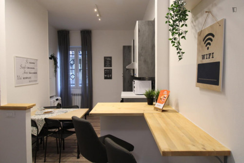 Luminous double bedroom in Villaggio Giorgio Montini - Gallery - 16