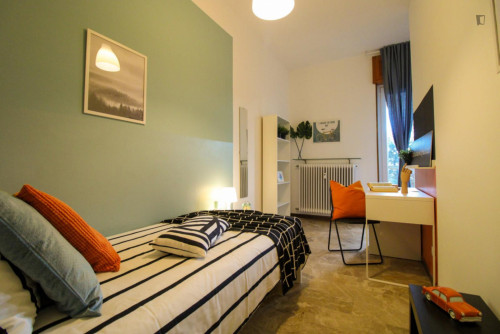 Neat single bedroom near the Europa metro