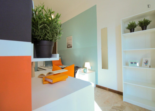 Neat single bedroom near the Europa metro