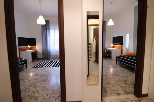Inviting single bedroom in Borgo Trento - Gallery - 13