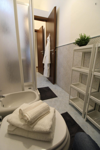 Inviting single bedroom in Borgo Trento - Gallery - 11