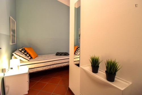 Colourful single bedroom in Università Cattolica del Sacro Cuore