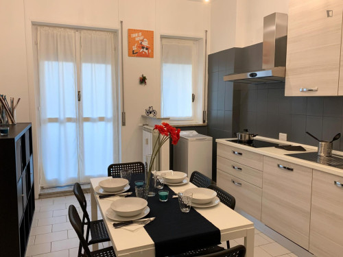 Bright double bedroom near Parco del Valentino  - Gallery - 8