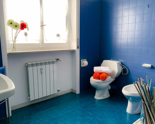 Bright double bedroom near Parco del Valentino  - Gallery - 12