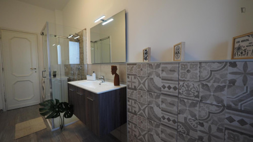 Inviting single bedroom in Quadrilatero - Gallery - 8
