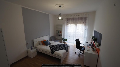 Big single bedroom in Quadrilatero