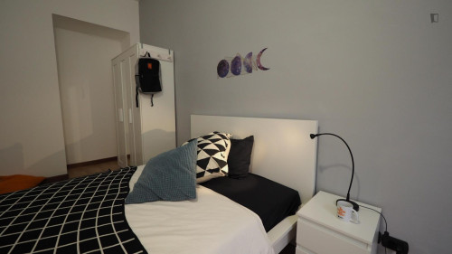 Welcoming double bedroom in the Centro district