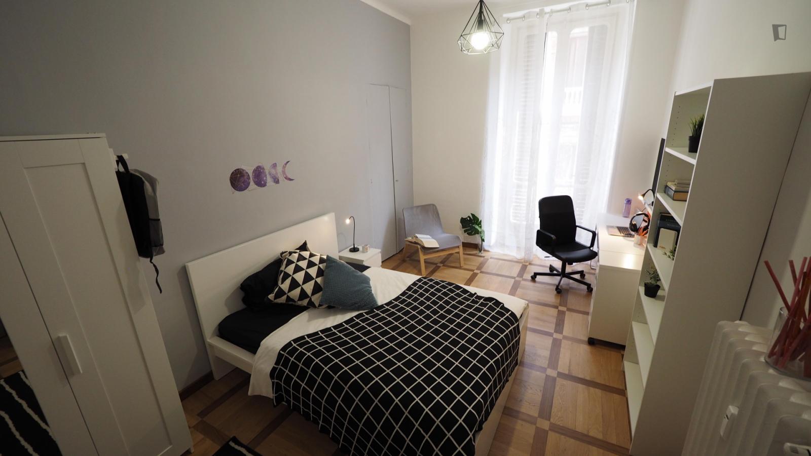 Welcoming Double Bedroom In The Centro District - 1