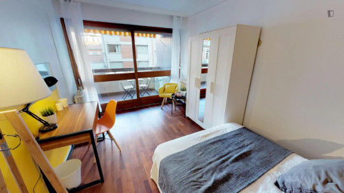 Great double bedroom close to the Galeries Lafayette