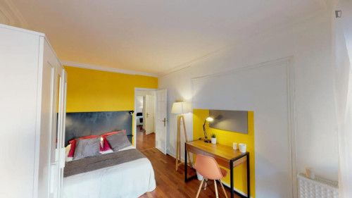 Great double bedroom close to the Galeries Lafayette