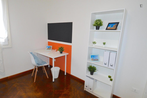 Single bedroom in a student flat, near Parco della Resistenza - Gallery - 21
