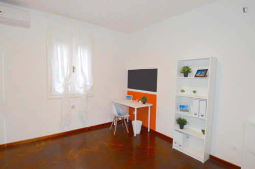 Single bedroom in a student flat, near Parco della Resistenza - Gallery - 20