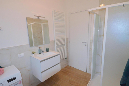 Single bedroom in a student flat, near Parco della Resistenza - Gallery - 7
