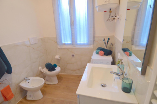 Single bedroom in a student flat, near Parco della Resistenza  - Gallery -  5