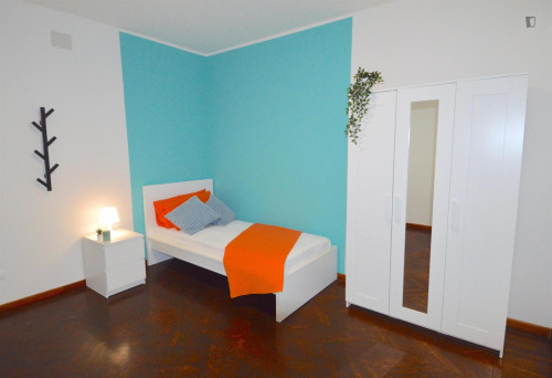 Single bedroom in a student flat, near Parco della Resistenza - Gallery - 12