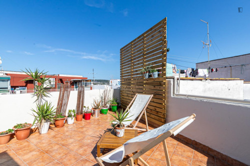 Monthly rental penthouse  with 1-bedroom and terrace in L'Hospitalet de Llobregat