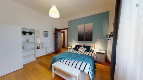 Alluring double bedroom near the Ospedale metro  - Gallery - 6