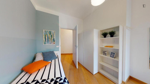 Big single bedroom in Mompiano