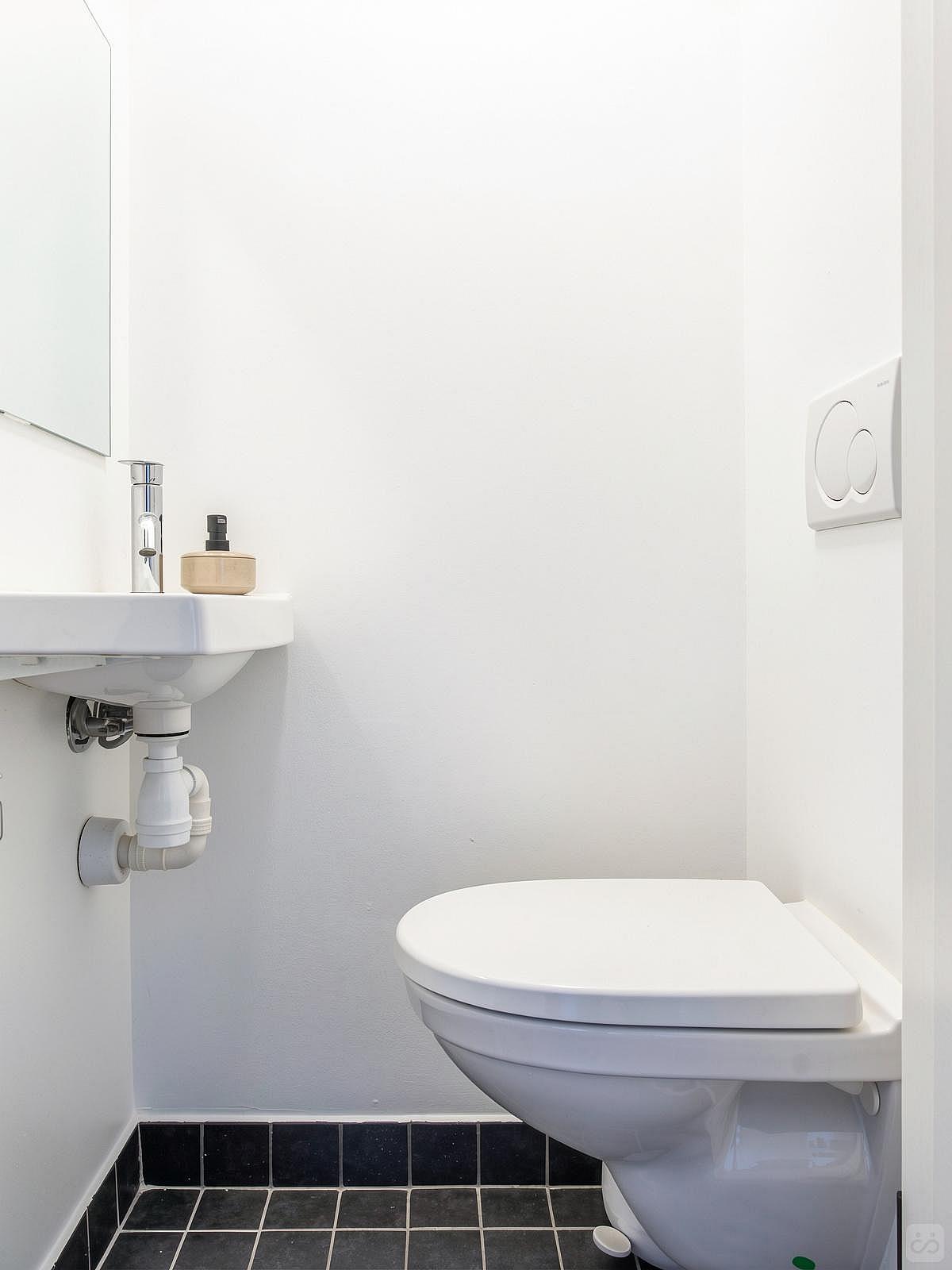 Room 1 - Standard - Private - 39