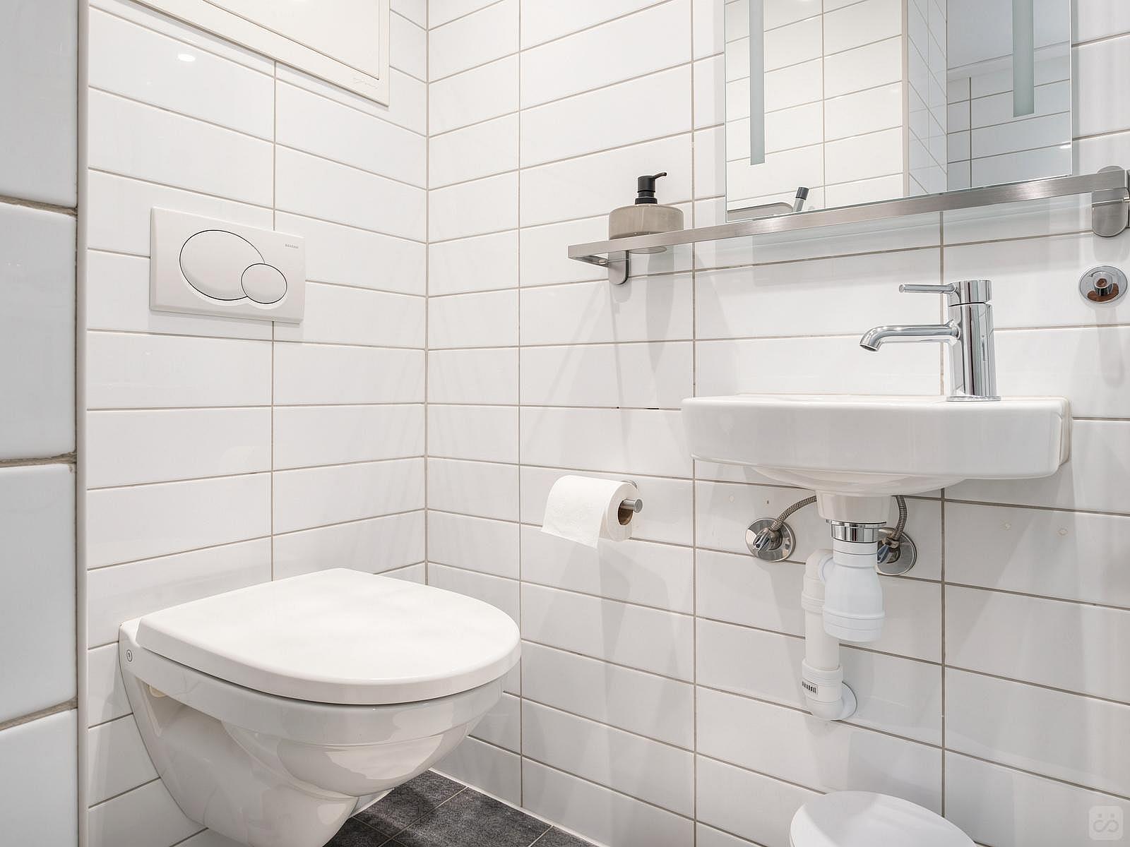 Room 1 - Standard - Private - 37