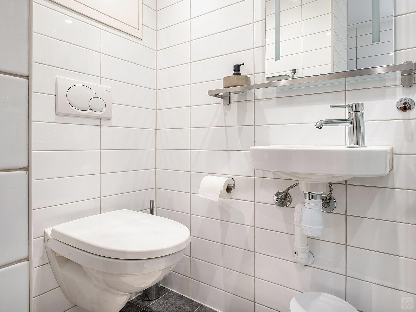 Room 4 - Standard - Private - 34