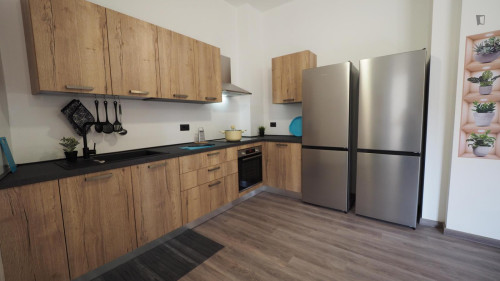 Pleasant single bedroom in Crocetta - Gallery - 13