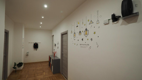 Pleasant single bedroom in Crocetta