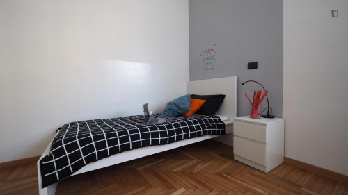 Pleasant single bedroom in Crocetta - Gallery - 15