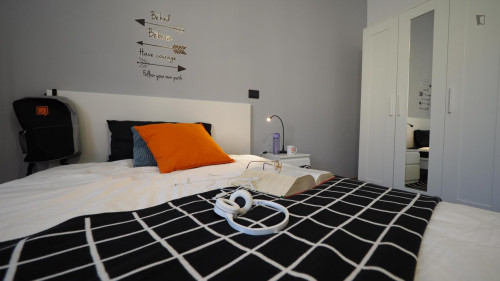 Big double bedroom in Crocetta