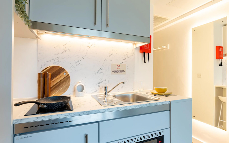  Gold Plus Studio With Balcony  -  Londonist Prestige Student Living - Paddington Citi View  - Gallery -  3