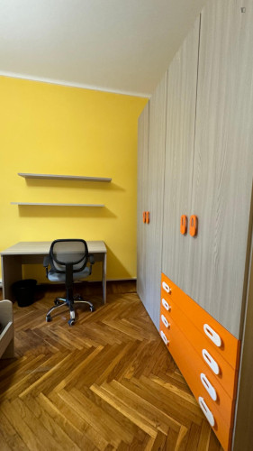 Single bedroom in a shared 5 bedroom apartment_ROOM5  - Gallery -  5