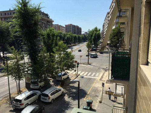 Single bedroom in a shared 5 bedroom apartment_ROOM2