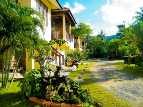 Charming Coliving in Koh Samui's Serene Tambon Maret