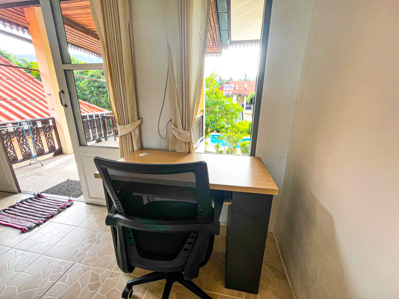  Studio With Balcony  -  Charming Coliving in Koh Samui's Serene Tambon Maret  - Gallery -  10