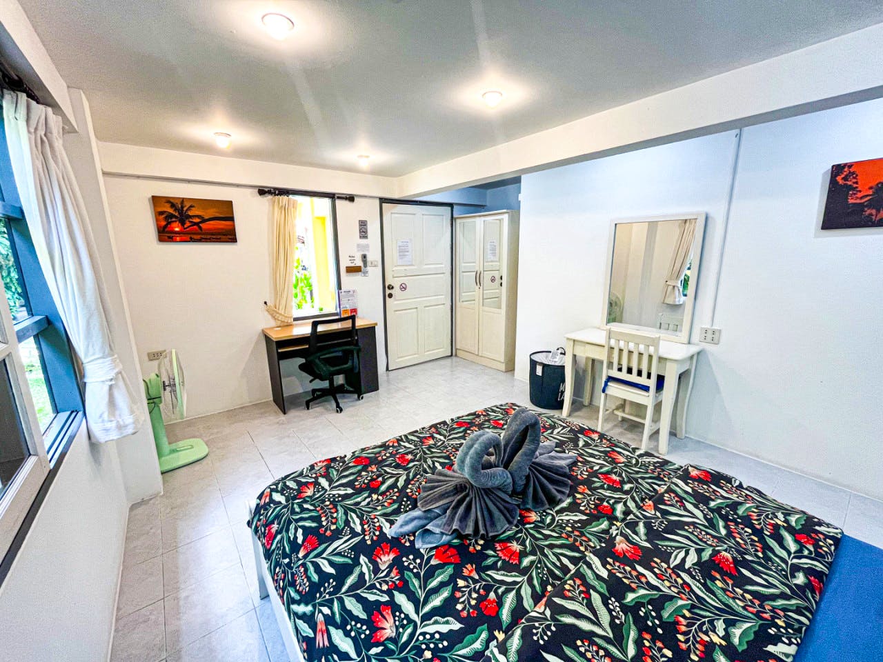 Comfort Budget Room - Charming Coliving in Koh Samui's Serene Tambon Maret - Gallery - 17