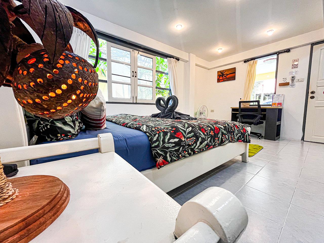 Comfort Budget Room - Charming Coliving in Koh Samui's Serene Tambon Maret - Gallery - 56
